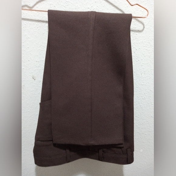 Men's Levi's Brown Polyester Pants size 40x30 Creased Straight Leg Dark Wash - Picture 1 of 3